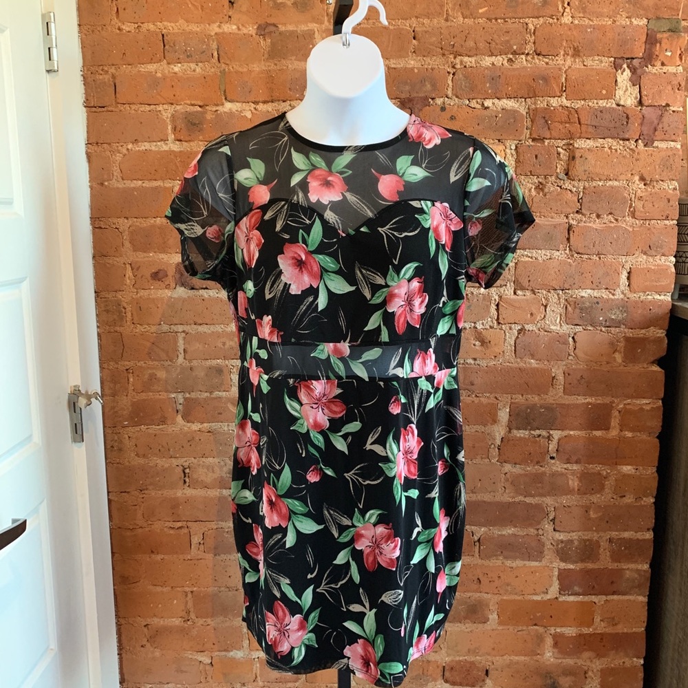 Floral print mini dress
